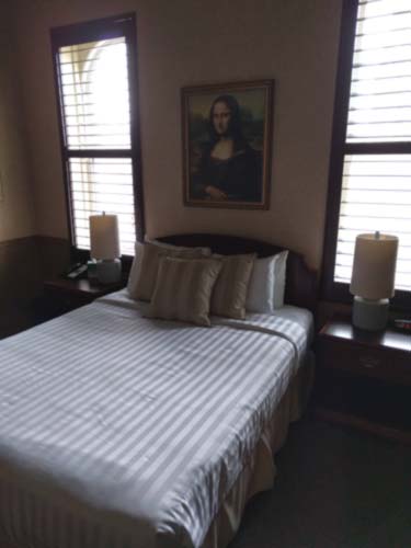 Mona Lisa On Wall In Paris, Ontario.